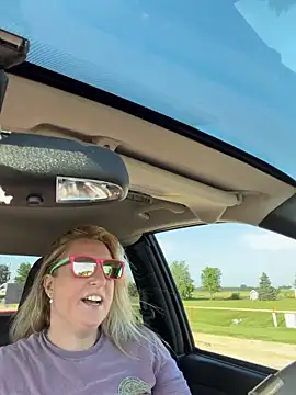 sweetkacibaby online show from June 29, 2026, 12:49 pm