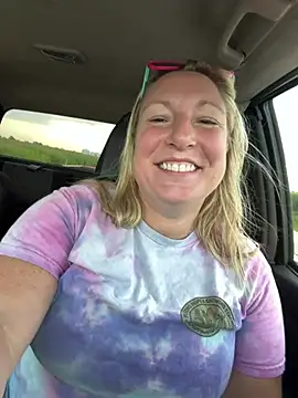sweetkacibaby online show from July 27, 2026, 2:13 pm