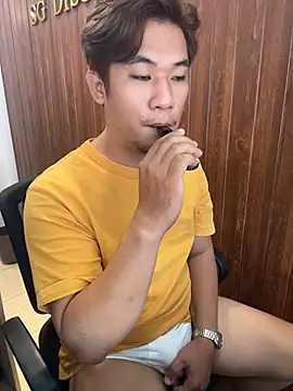 Titanryu online show from June 26, 2026, 2:27 am