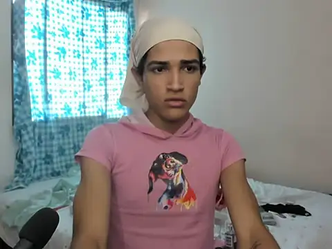 candylira31 online show from April 30, 2026, 5:52 pm