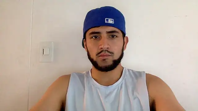 Snapshot of derek_smiith chatting on June 24, 2026, 6:51 pm derek smiith online show from June 24, 2026, 6:51 pm