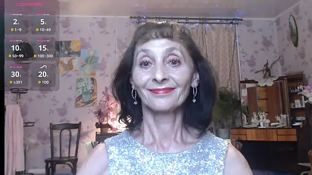 Snapshot of Shooting-Star- chatting on July 12, 2026, 5:48 pm Shooting-Star- online show from July 12, 2026, 5:48 pm