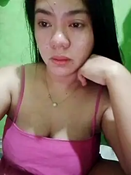 sweety honey27 online show from April 14, 2026, 6:25 pm