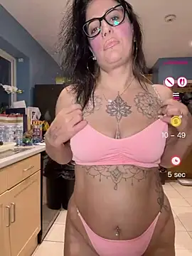 IvyBelleMilf online show from May 30, 2026, 8:50 pm
