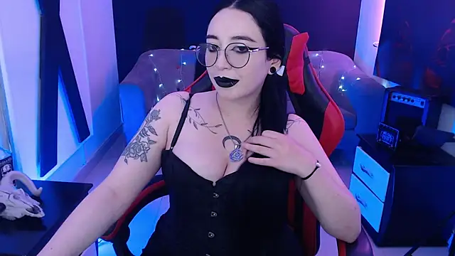 Snapshot of Nyxnocturne chatting on July 28, 2026, 3:21 pm Nyxnocturne online show from July 28, 2026, 3:21 pm