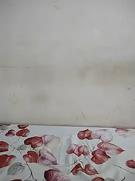 sexy couple liv online show from July 19, 2026, 6:39 am