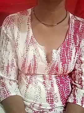 Snapshot of riyaa_sexyy chatting on June 4, 2026, 5:35 am riyaa sexyy online show from June 4, 2026, 5:35 am