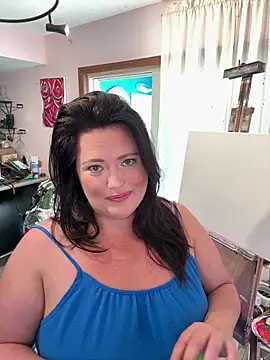 EmberVael online show from July 30, 2026, 10:09 pm
