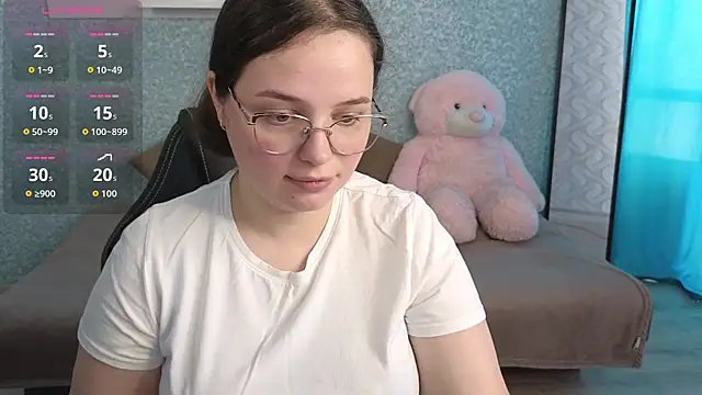 SofiDreamm online show from July 21, 2026, 2:52 pm