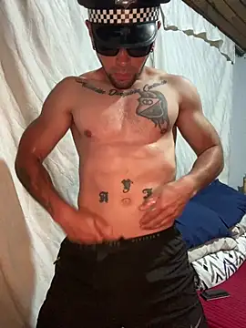 Sexmuscle17 online show from June 7, 2026, 8:01 pm