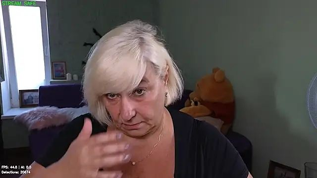 Milane Milky online show from July 28, 2026, 5:14 am