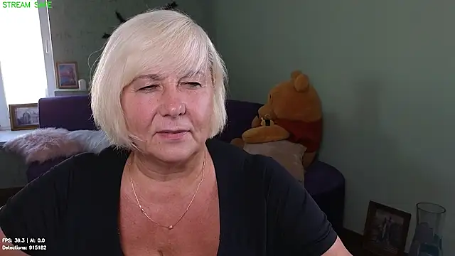 Milane Milky online show from July 28, 2026, 12:48 pm