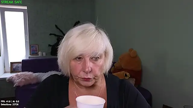 Milane Milky online show from July 30, 2026, 5:06 am