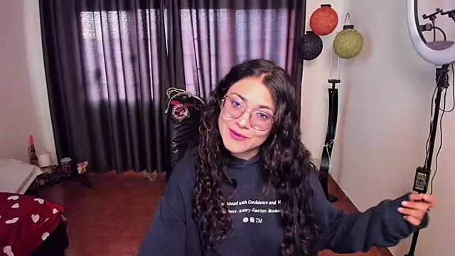 FreyaRouge online show from June 30, 2026, 11:00 am