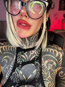 Musedreams online show from July 28, 2026, 12:51 am