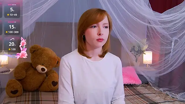 CherryCrushLove online show from May 31, 2026, 6:10 am