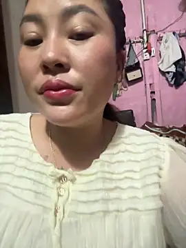 Lina-Naughty online show from June 9, 2026, 3:12 pm