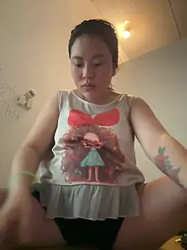 Lina-Naughty online show from June 26, 2026, 5:56 am