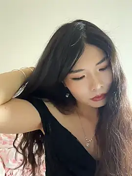 Xiaoyunduo1 online show from June 25, 2026, 8:52 am