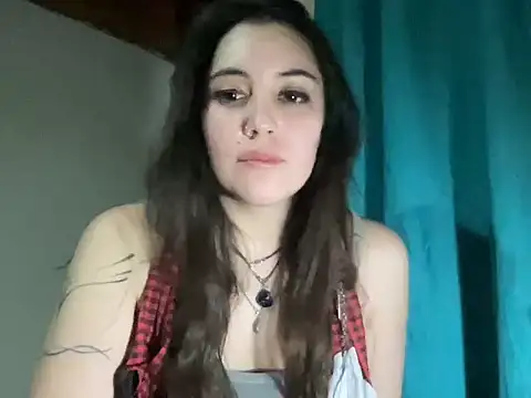 LunaNueva333 online show from July 28, 2026, 10:53 pm