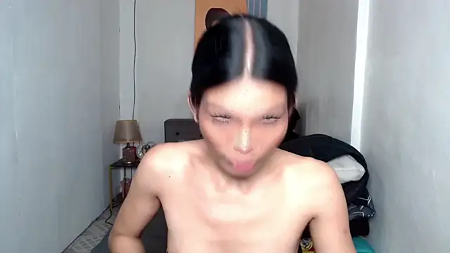 hikarilust23xx online show from July 5, 2026, 1:40 pm