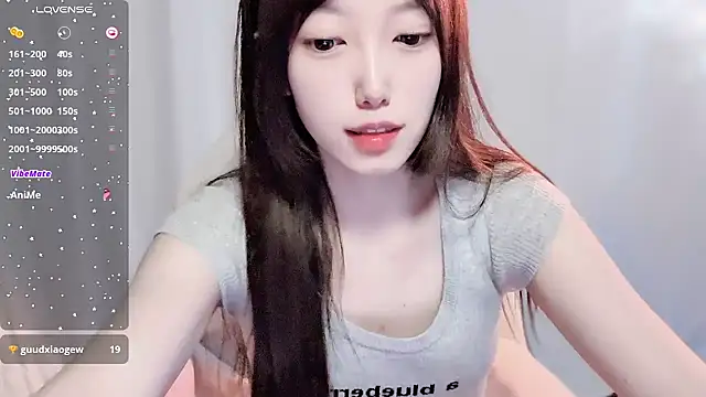 Snapshot of luckyuyu66 chatting on May 5, 2026, 2:03 pm luckyuyu66 online show from May 5, 2026, 2:03 pm