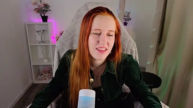 Snapshot of EvaBellea chatting on April 11, 2026, 7:45 am EvaBellea online show from April 11, 2026, 7:45 am