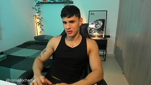 Massimo Rinaldi online show from July 11, 2026, 4:26 am