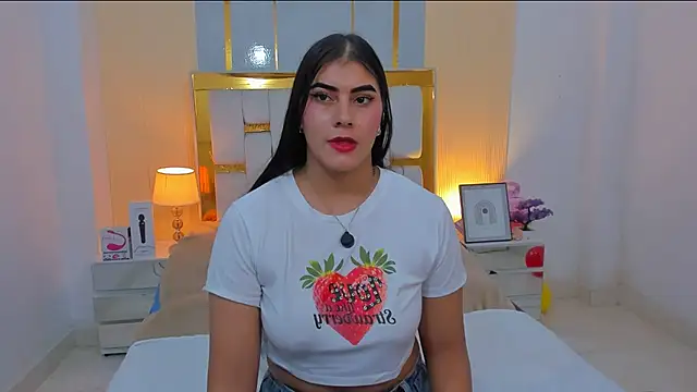 Alara Keyy online show from July 16, 2026, 10:05 pm