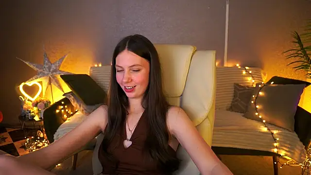 BabyLumi online show from June 6, 2026, 2:05 am