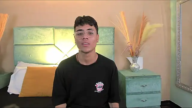 DannTaylor online show from July 11, 2026, 8:33 pm