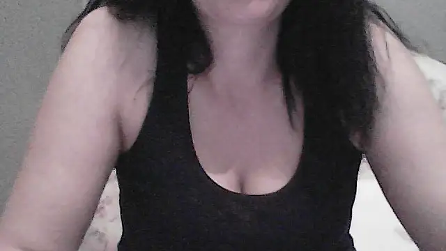 sara 41 online show from April 16, 2026, 9:39 pm
