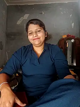 Riyashrma001 online show from April 22, 2026, 7:11 am