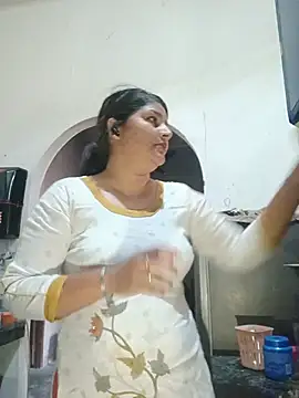 Riyashrma001 online show from May 31, 2026, 3:47 am