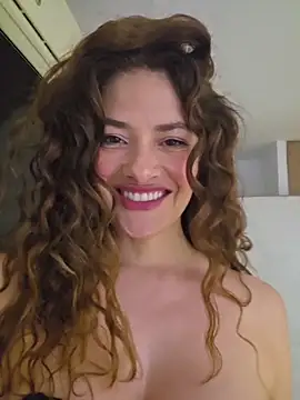 Snapshot of CelineBoyer_ chatting on June 26, 2026, 10:47 pm CelineBoyer online show from June 26, 2026, 10:47 pm