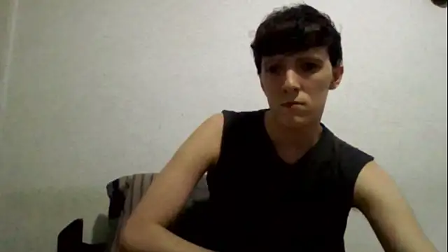 henriemj online show from July 21, 2026, 4:48 am