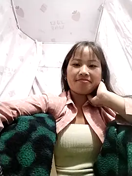 Yo-must online show from April 23, 2026, 7:16 pm
