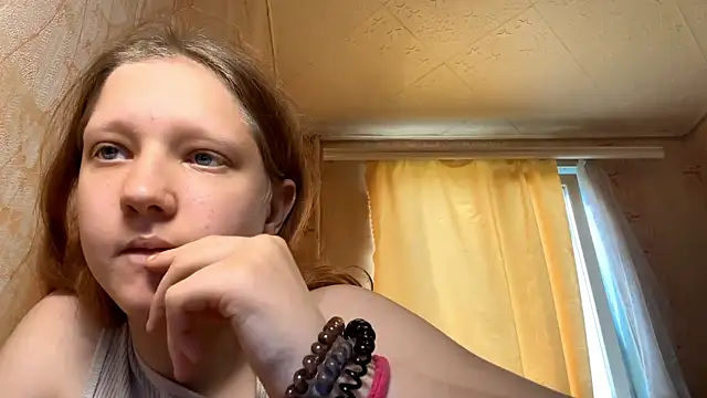 Snapshot of BirgitKamal chatting on July 12, 2026, 12:18 pm BirgitKamal online show from July 12, 2026, 12:18 pm
