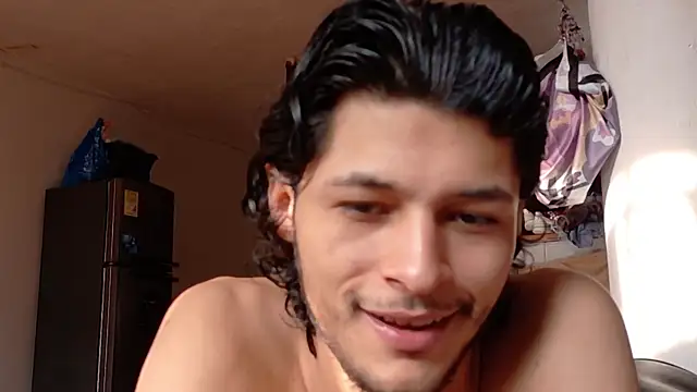 Snapshot of -Apolo_ayala-_- chatting on April 24, 2026, 1:02 pm -Apolo ayala- - online show from April 24, 2026, 1:02 pm
