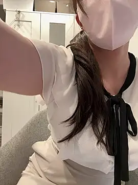 hiyori hiyochan online show from July 27, 2026, 12:01 pm