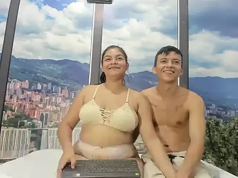 DilanAndKing online show from June 26, 2026, 1:26 pm