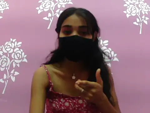 Shanaya xo online show from July 22, 2026, 6:32 pm