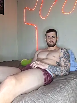 leoxxxgato online show from June 6, 2026, 11:31 pm
