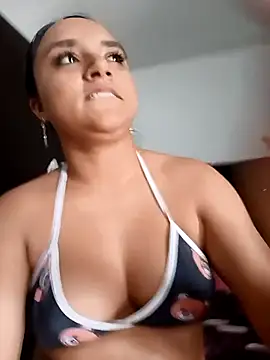 Valentina Narvaez online show from April 22, 2026, 7:59 pm