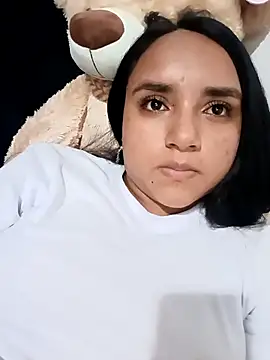 Valentina Narvaez online show from May 11, 2026, 7:33 pm