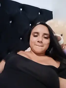 Valentina Narvaez online show from May 27, 2026, 7:44 pm