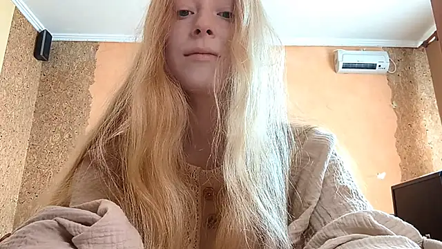 KateVibe 01 online show from May 13, 2026, 10:38 pm