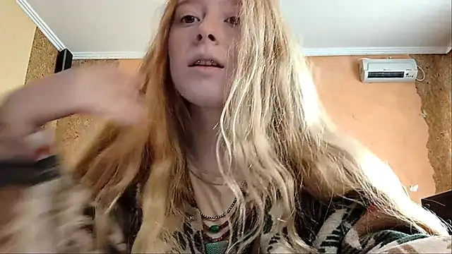 KateVibe 01 online show from May 29, 2026, 2:09 am