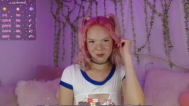 Snapshot of hexbunnie chatting on July 29, 2026, 2:43 am hexbunnie online show from July 29, 2026, 2:43 am