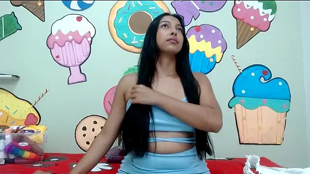 pamelaskiny20 online show from May 6, 2026, 2:40 am